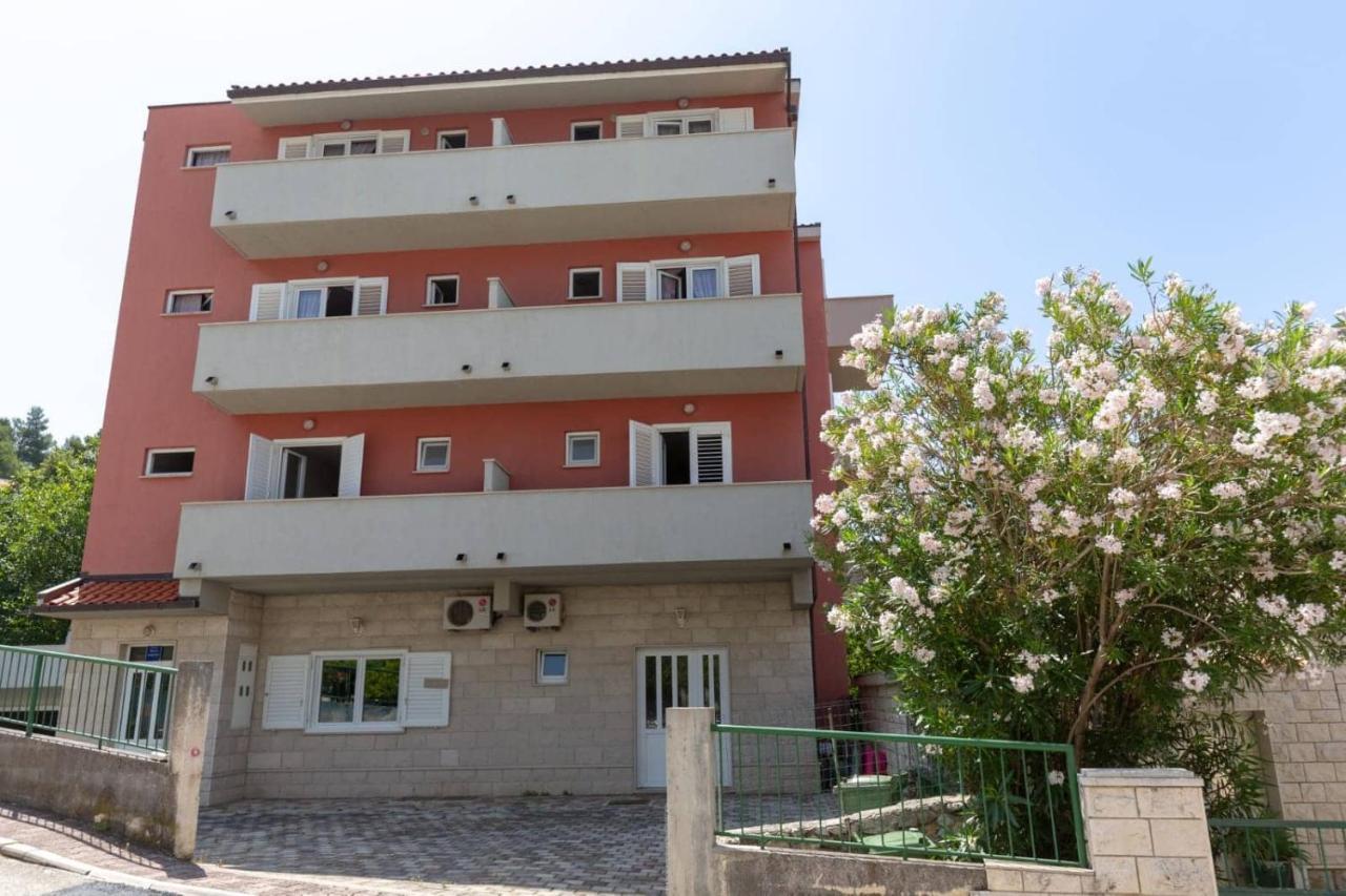 Apartments Elena Tučepi Dış mekan fotoğraf