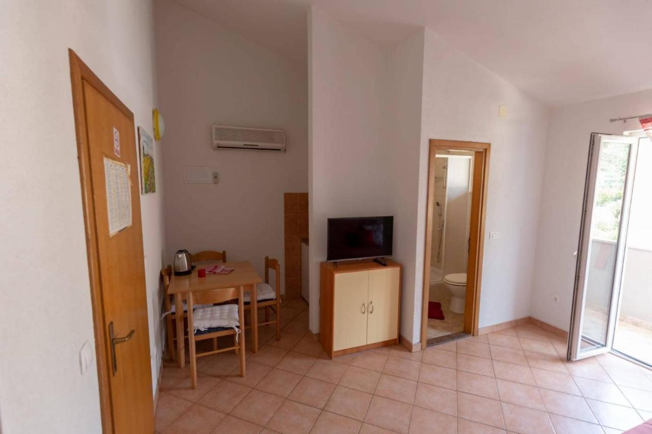 Apartments Elena Tučepi Dış mekan fotoğraf