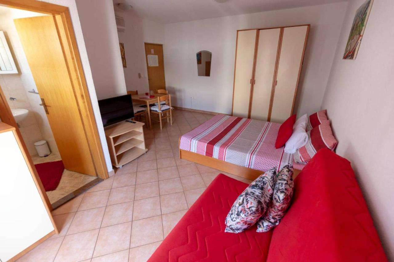 Apartments Elena Tučepi Dış mekan fotoğraf
