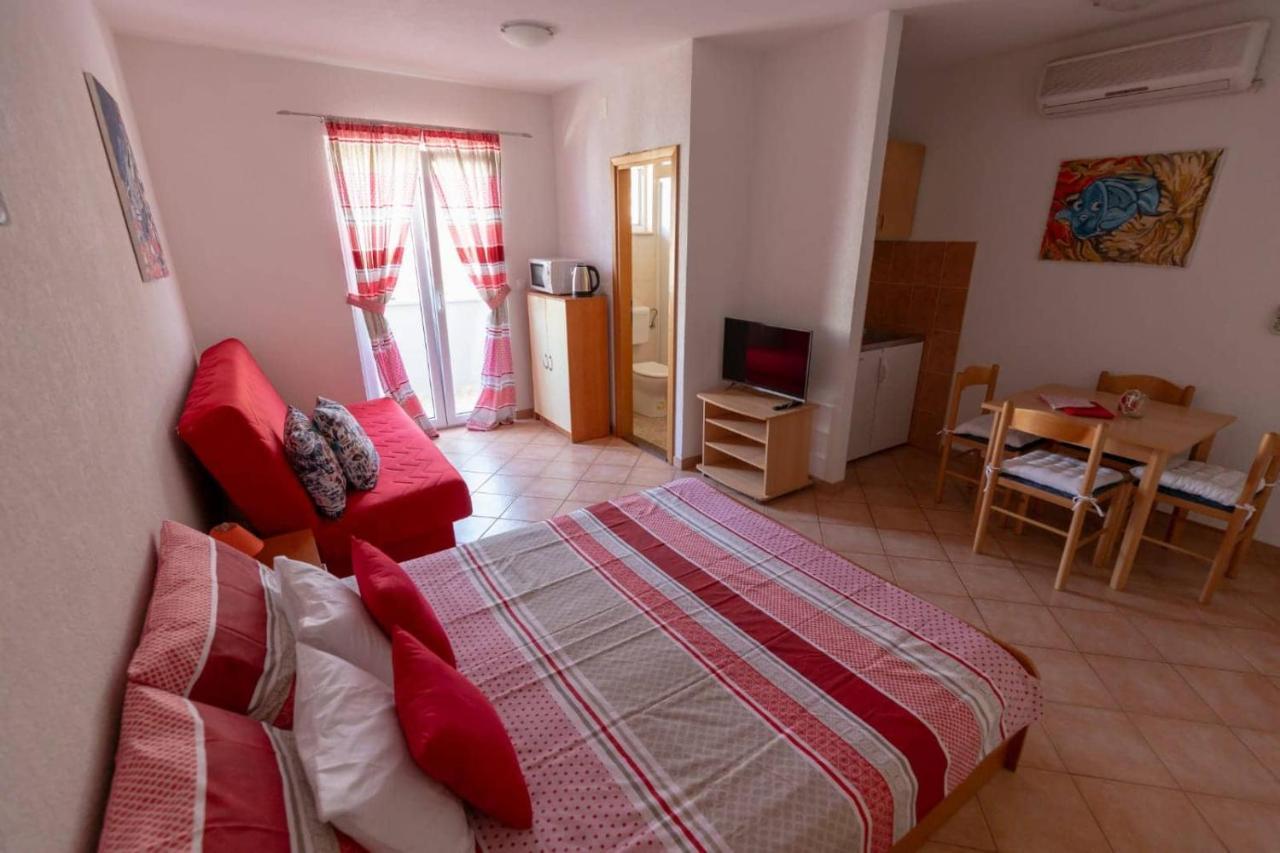 Apartments Elena Tučepi Dış mekan fotoğraf