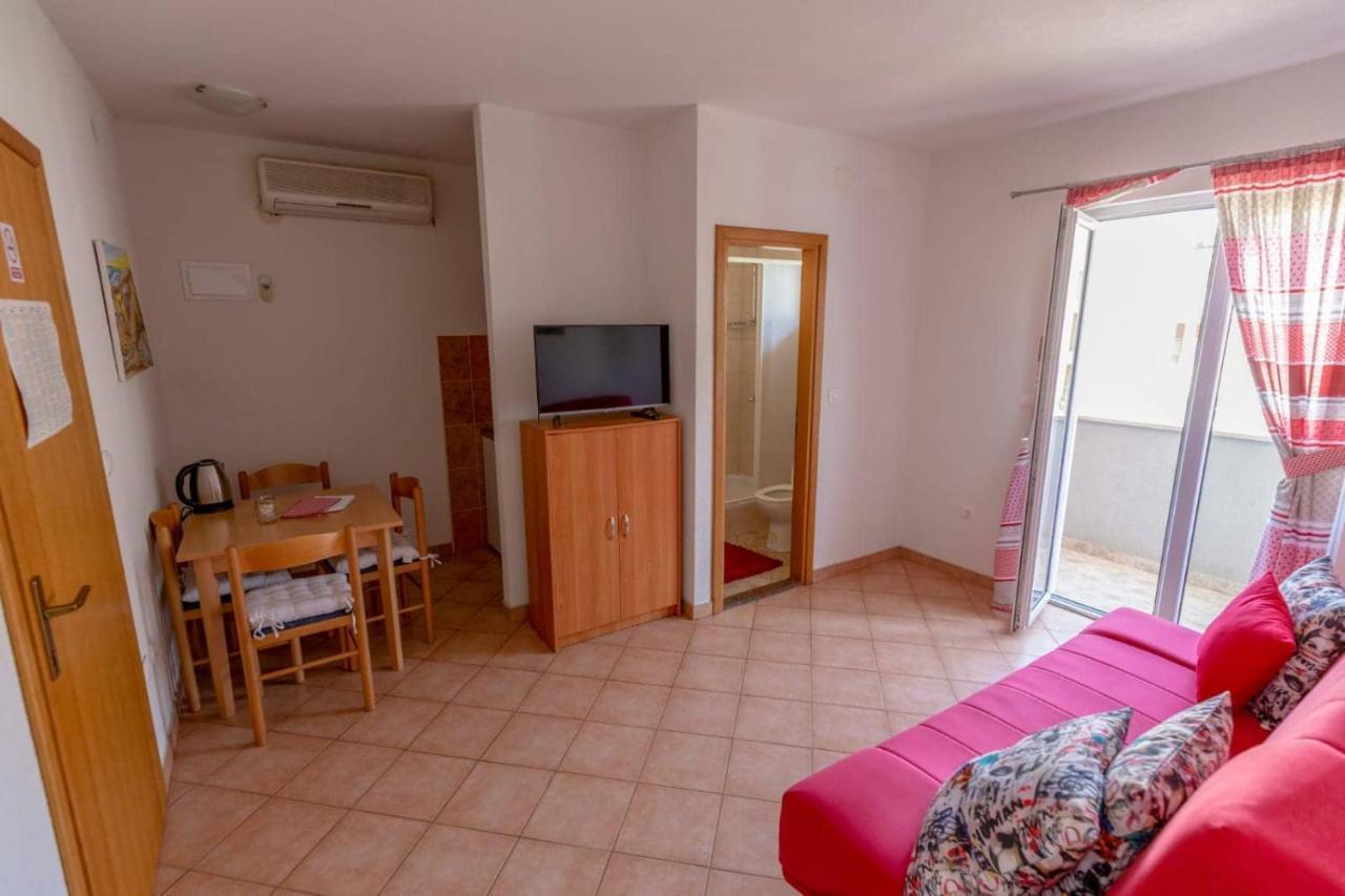 Apartments Elena Tučepi Dış mekan fotoğraf